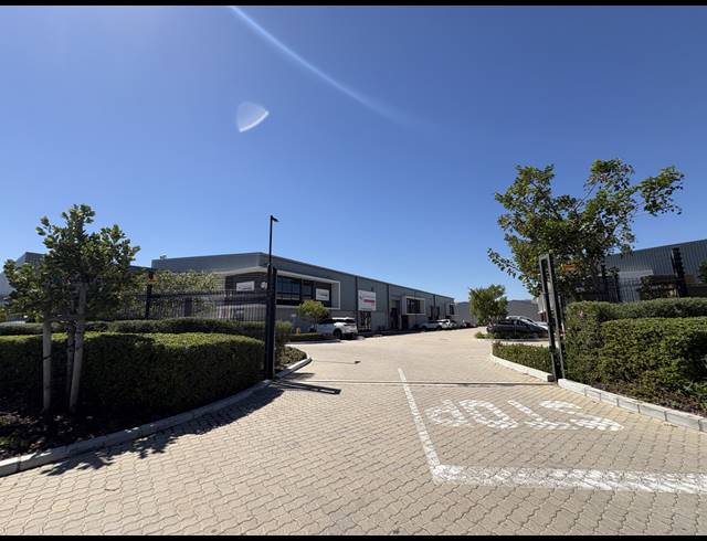 428M² WAREHOUSE TO LET IN KRAAIFONTEIN INDUSTRIA